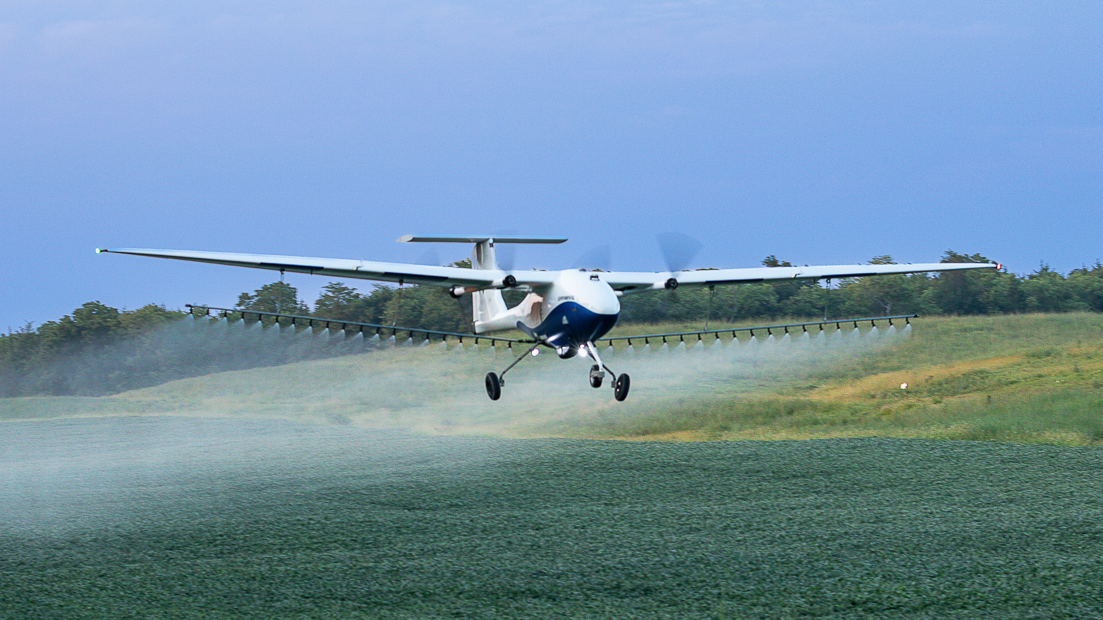 Pyka Nose Loading System Pyka Pelican Spray | Synerjet