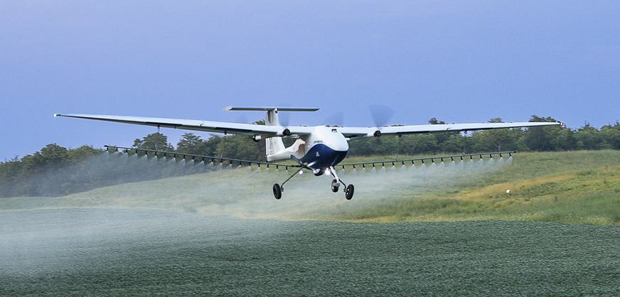 Aeronave autônoma Pelican 2 completa 10 mil voos no Brasil e realiza primeira pulverização comercial em cultivo de cana-de-açúcar do mundo